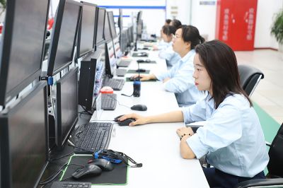 監(jiān)盤(pán)人員